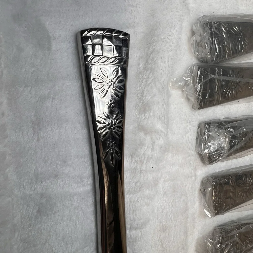 Temp-tations By Tara Old World 12 Pc 18/10 SS Steak Knife SET Floral Weave NEW